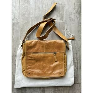 XL Lakers Corp S.A. Argentina Camel Tan Leather Shoulder Bag Hobo Messenger